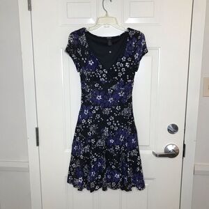 Maurices Black blue white womens size medium Floral Midi Dress lacy cap sleeve
